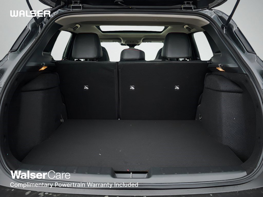 New 2026 Nissan Kicks SR w/ SR Premium Package image 8