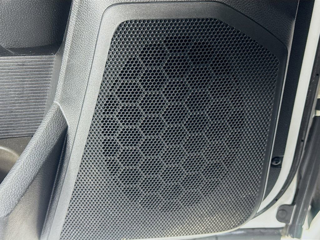 Used 2015 RAM 1500 Outdoorsman image 22