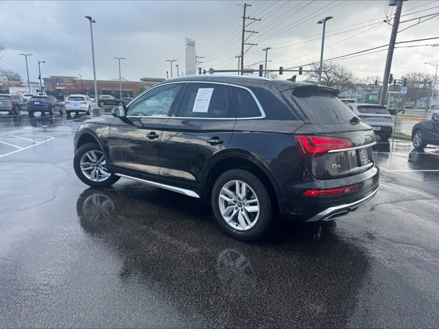 Used 2023 Audi Q5 2.0T Premium w/ Convenience Package AWD/4WD image 3