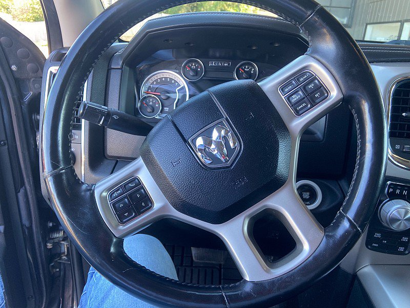 Used 2017 RAM 1500 Laramie AWD/4WD image 14
