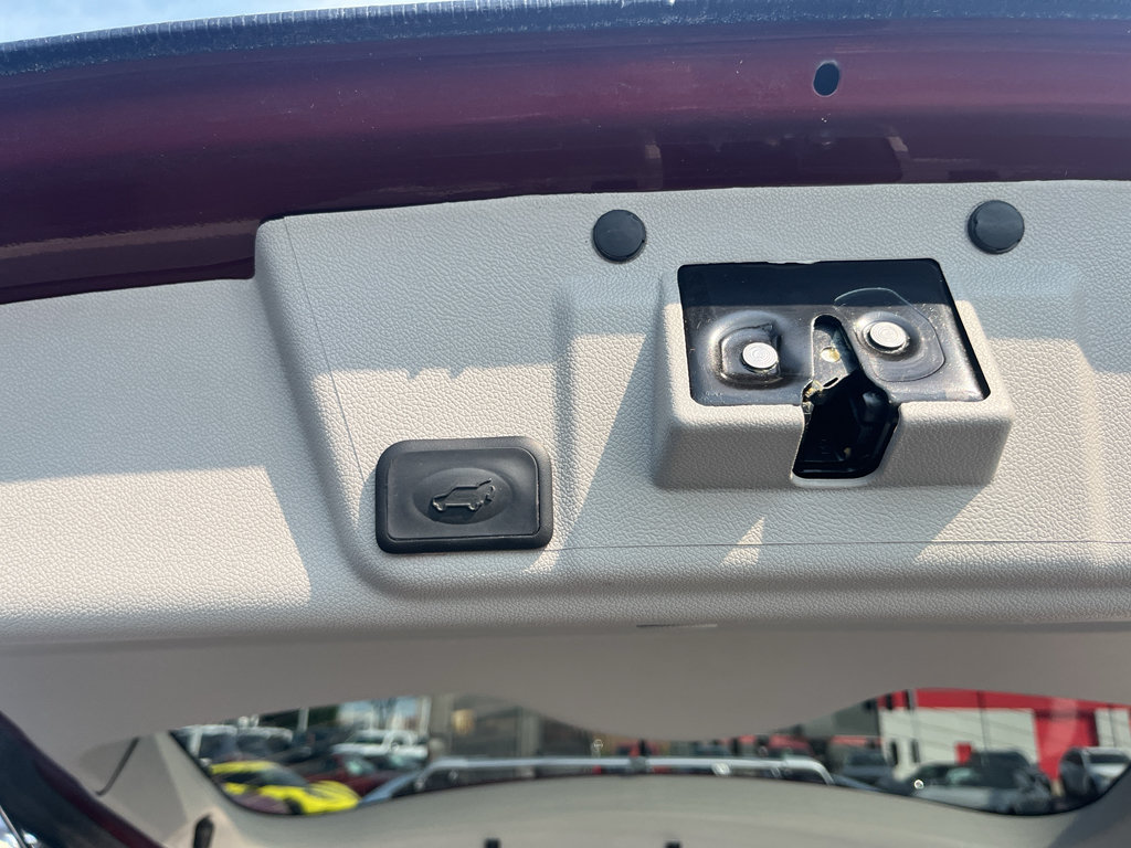Used 2015 Buick Enclave Leather FWD image 34