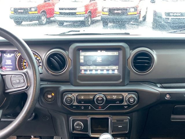 Used 2023 Jeep Wrangler Willys image 22