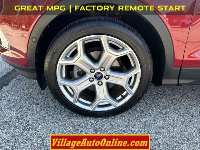Used 2017 Ford Escape Titanium w/ Equipment Group 301A FWD image 8