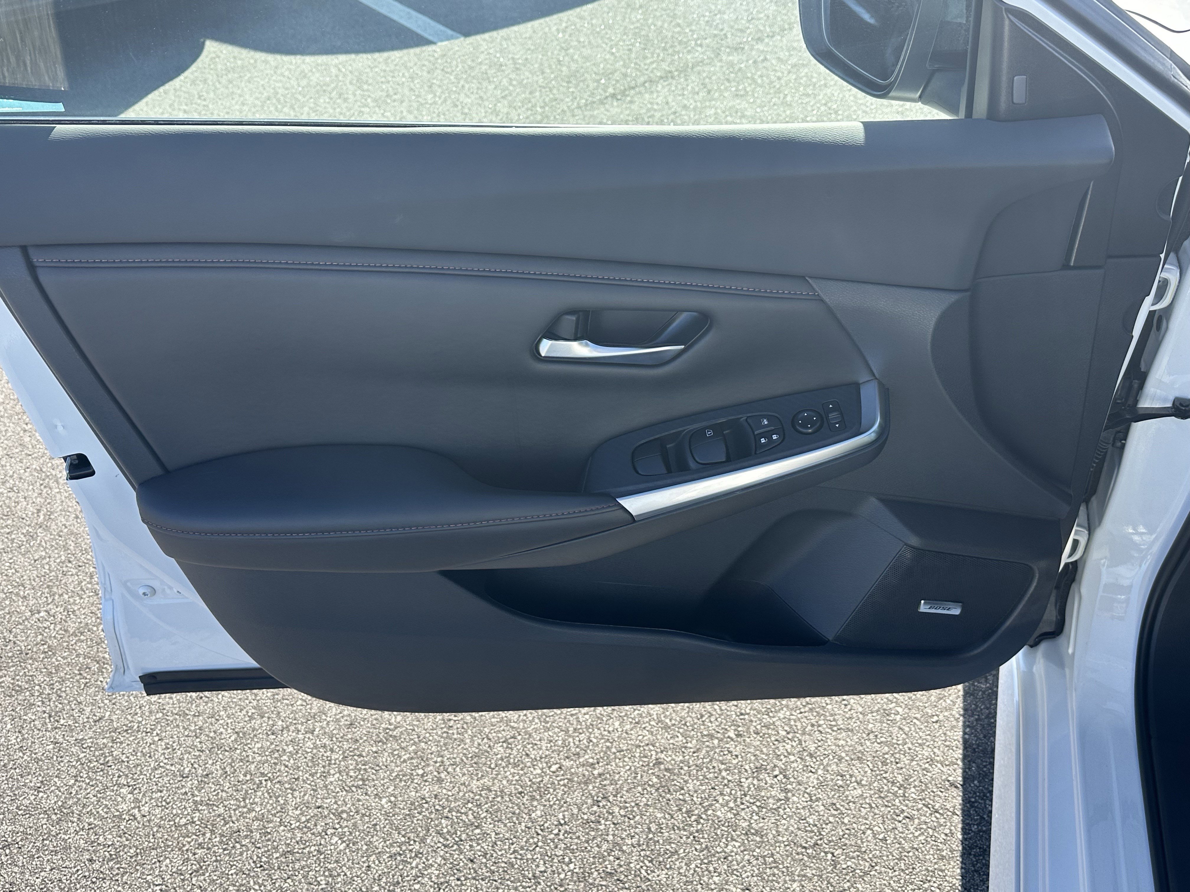 Used 2023 Nissan Sentra SR w/ SR Premium Package image 13