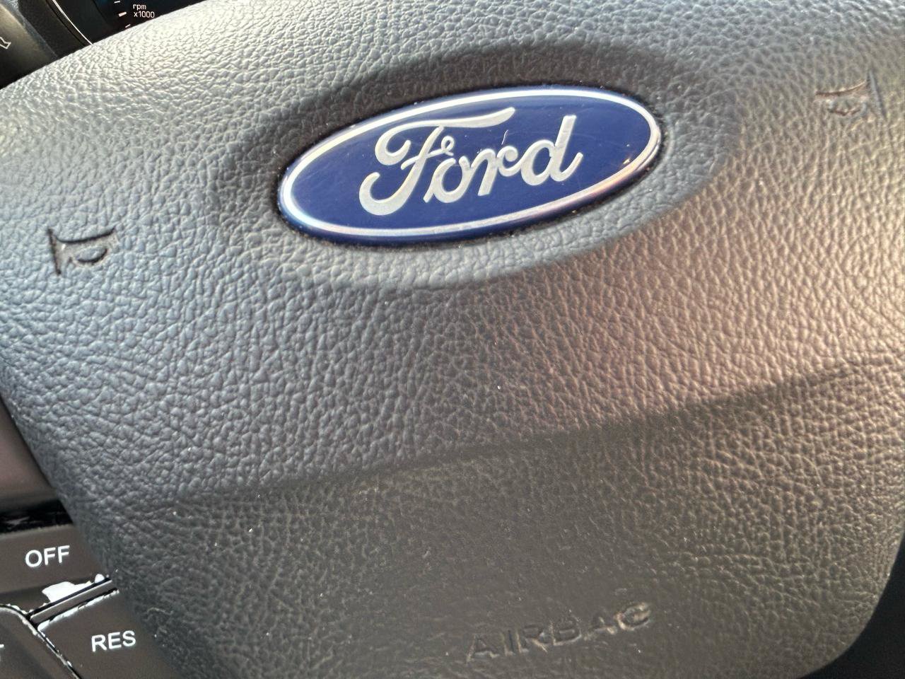 Used 2017 Ford Escape SE FWD image 20