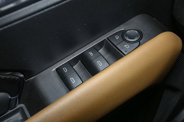 Used 2023 GMC Canyon AT4 w/ AT4 Premium Package image 35