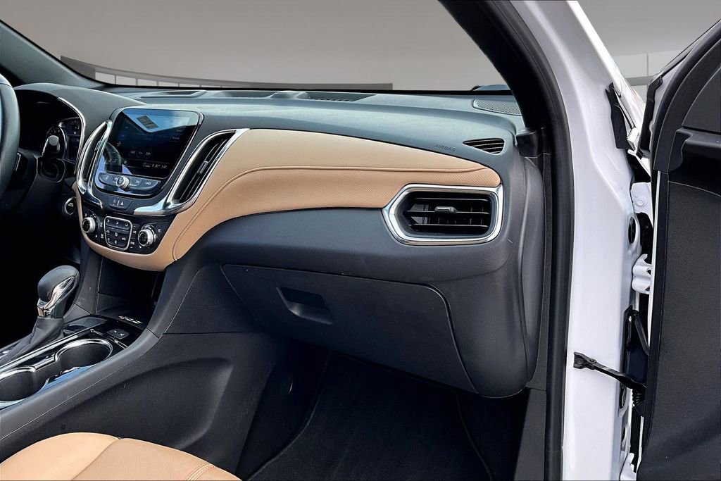 Used 2024 Chevrolet Equinox Premier image 16