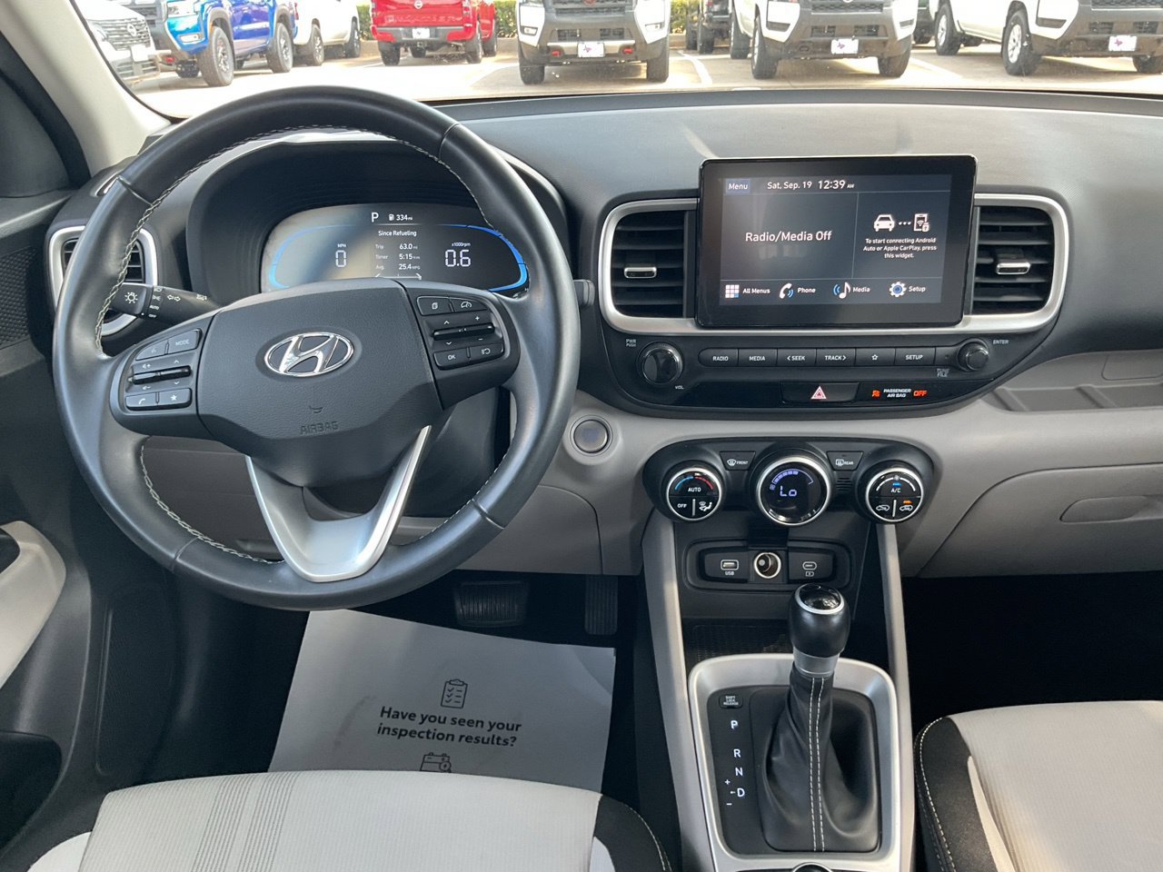 Used 2025 Hyundai Venue SEL FWD image 10