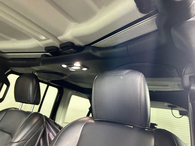 Used 2022 Jeep Wrangler Unlimited Sahara image 13