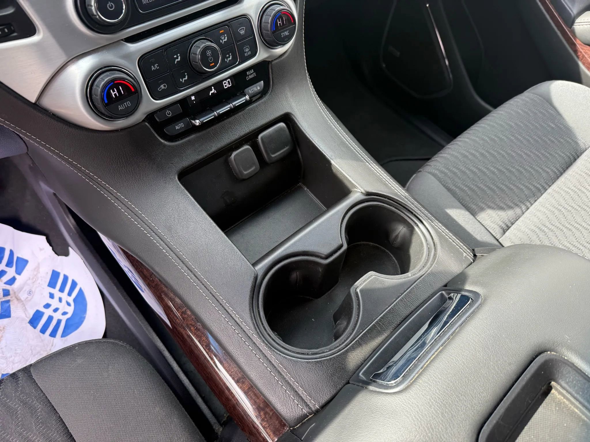 Used 2019 GMC Yukon SLE w/ SLE Value Package image 21