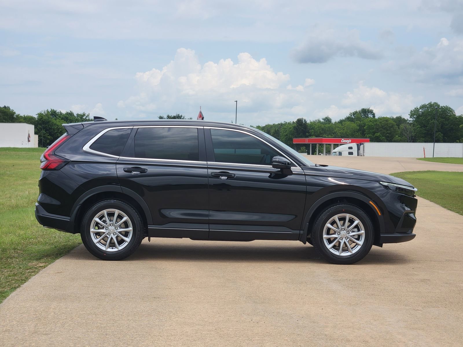 New 2026 Honda CR-V EX image 7