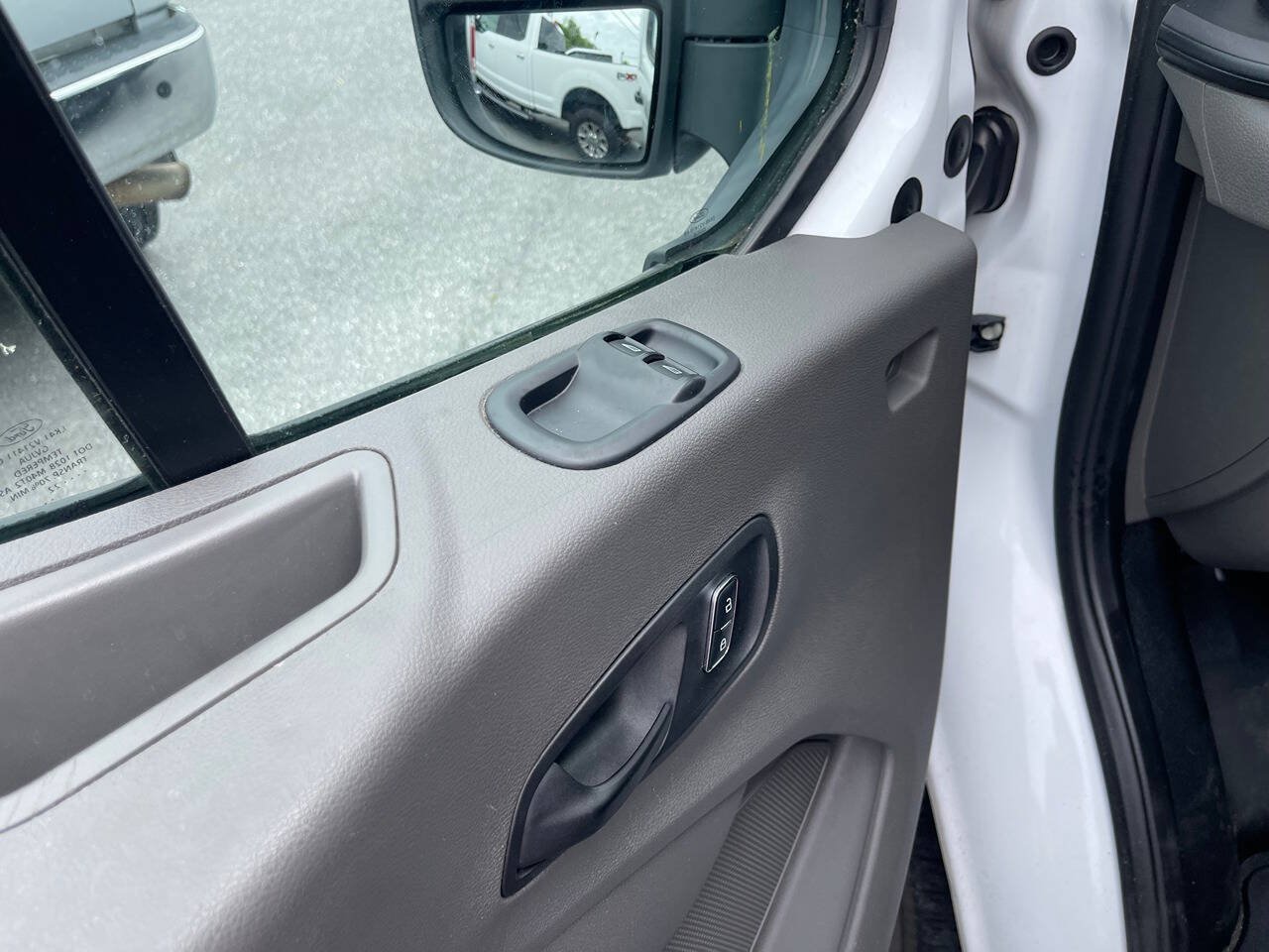 Used 2022 Ford Transit 150 Low Roof RWD image 16