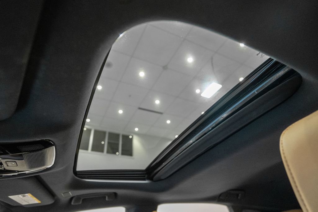 Used 2024 Lexus RX 350 Premium Plus w/ Convenience Package image 16