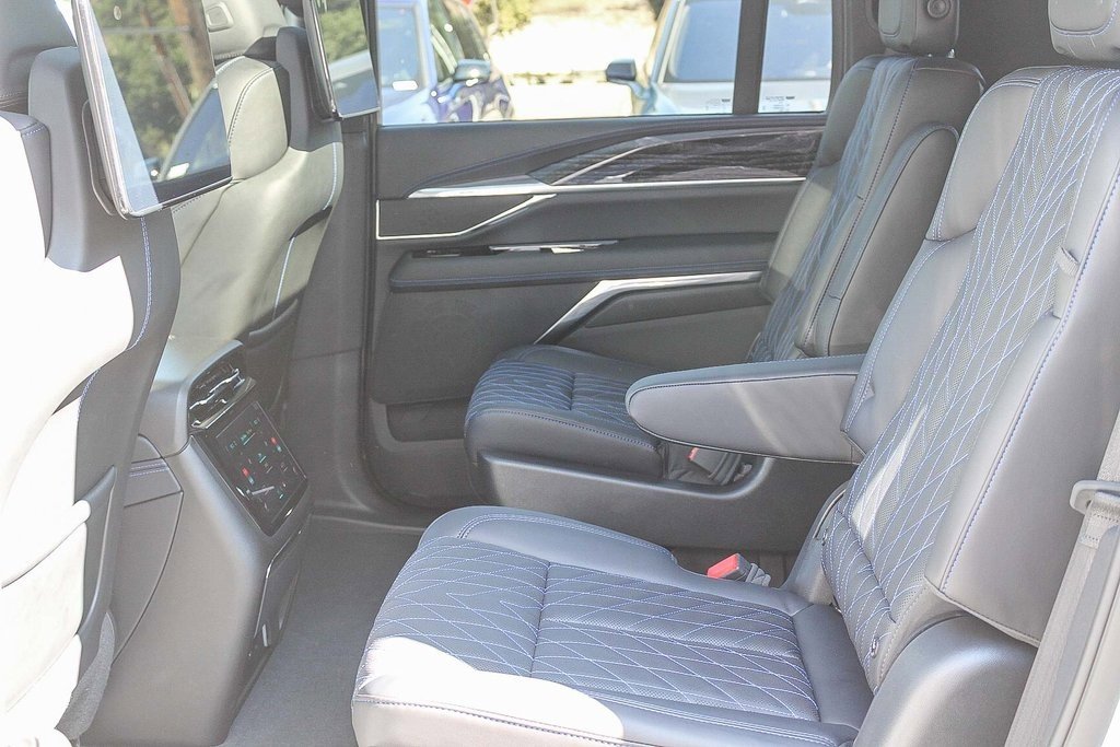 New 2026 Cadillac Escalade IQL Sport 1 image 21