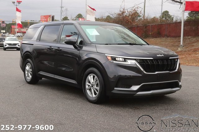 Used 2024 Kia Carnival LX