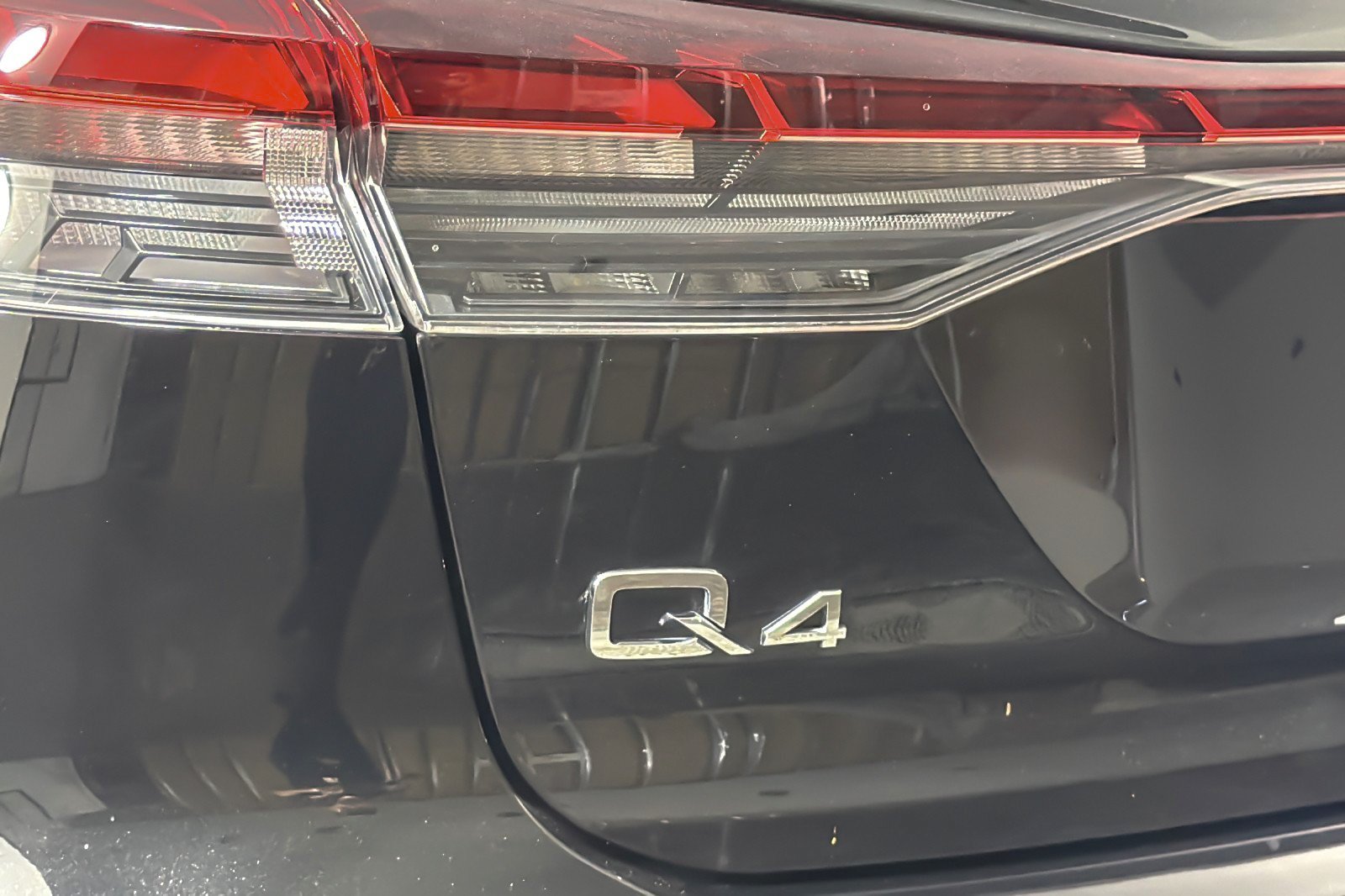 Certified 2023 Audi Q4 e-tron Premium Plus w/ Premium Plus RWD image 26