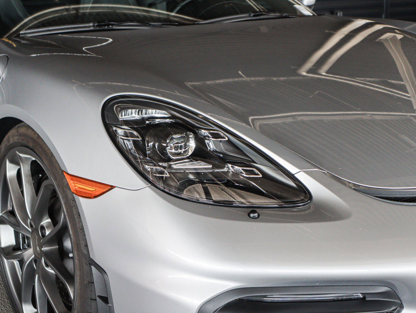 Certified 2020 Porsche 718 Cayman GT4 RWD image 22