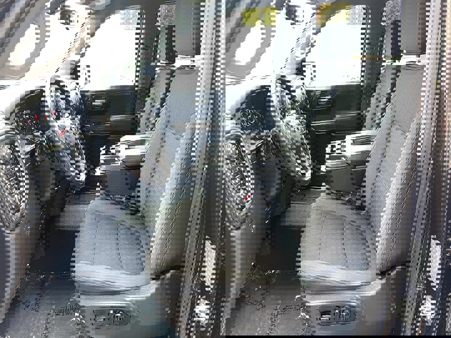 Used 2019 Chevrolet Silverado 1500 RST image 6