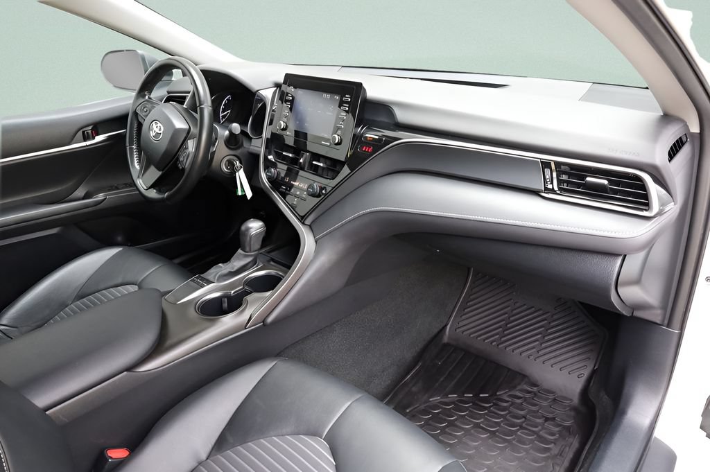 Certified 2023 Toyota Camry SE FWD image 28