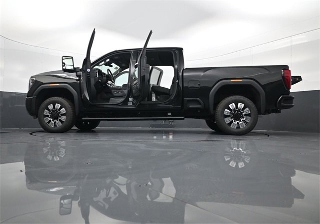 New 2026 GMC Sierra 2500 Denali w/ Denali Reserve Package image 34