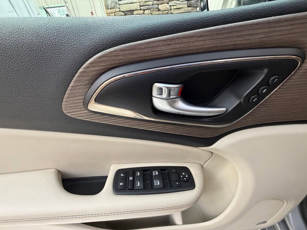 Used 2015 Chrysler 200 C w/ Navigation & Sound Group I AWD/4WD image 27