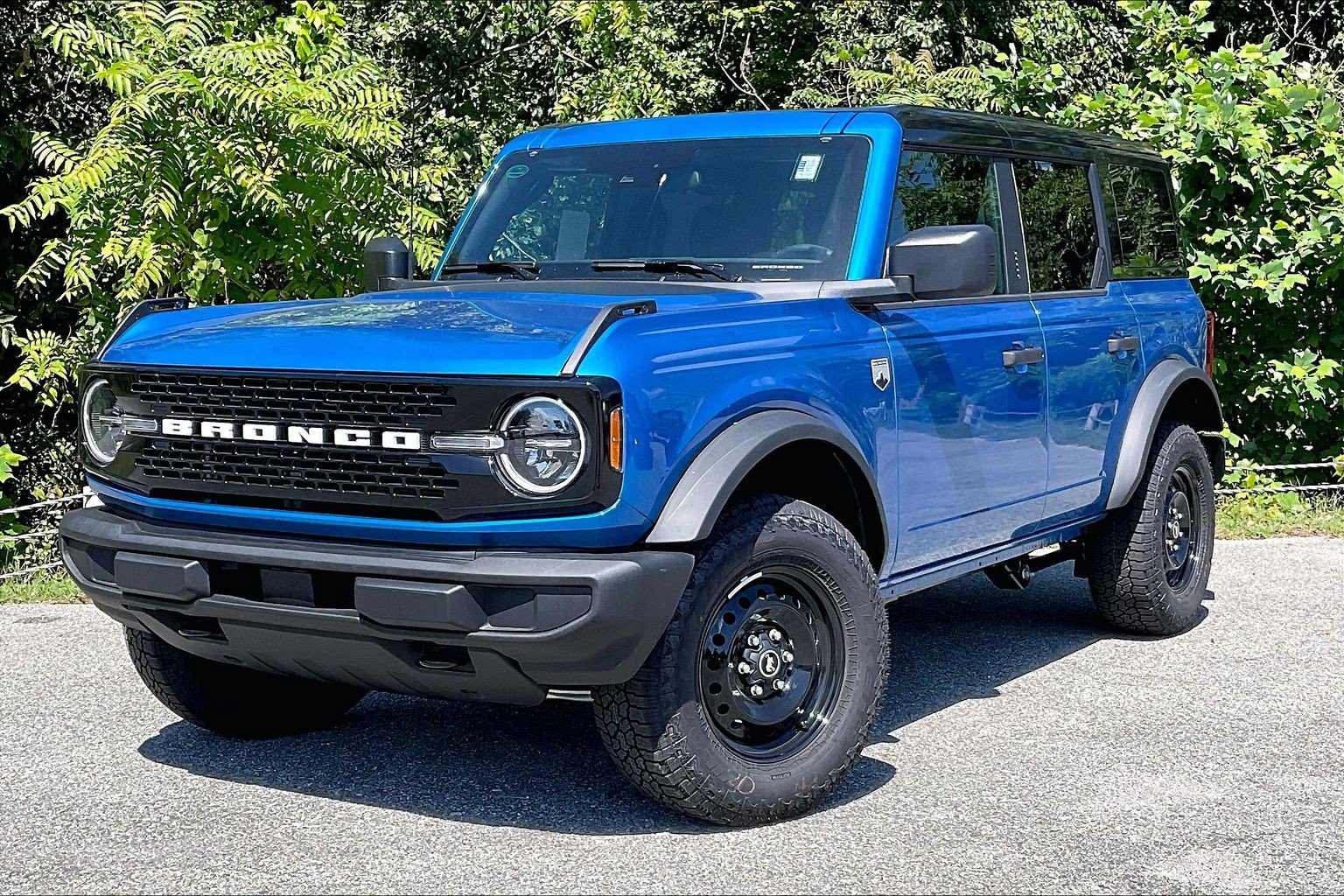 New 2026 Ford Bronco Big Bend AWD/4WD image 2