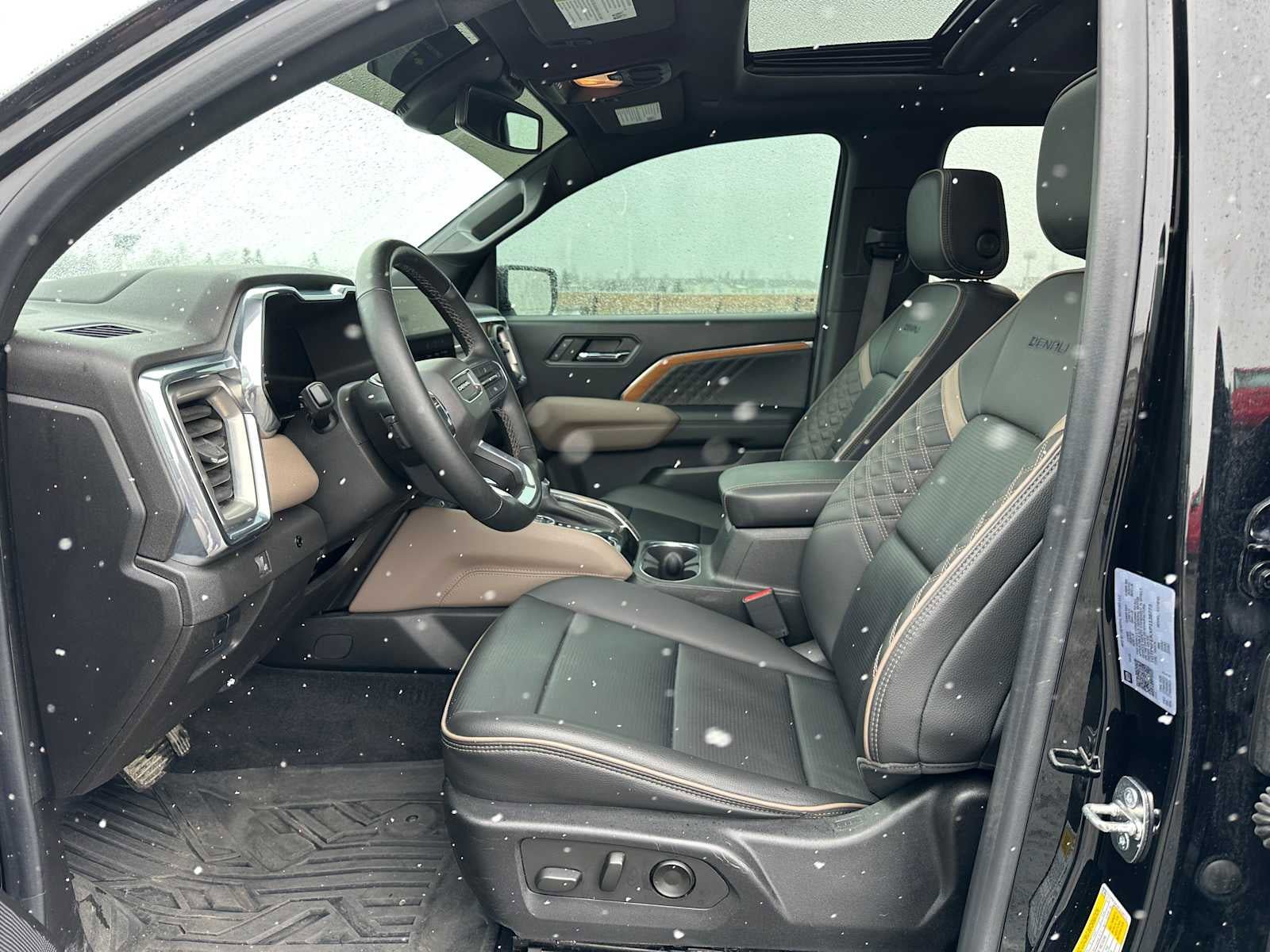 Used 2023 GMC Canyon Denali AWD/4WD image 20