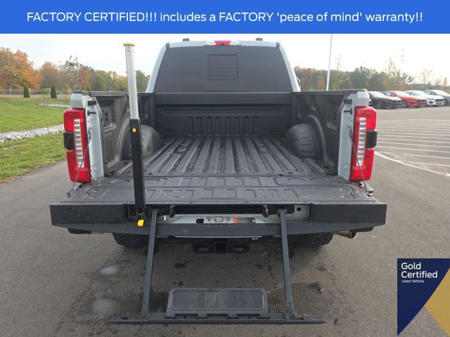 Used 2025 Ford F250 Lariat w/ Chrome Package AWD/4WD image 12