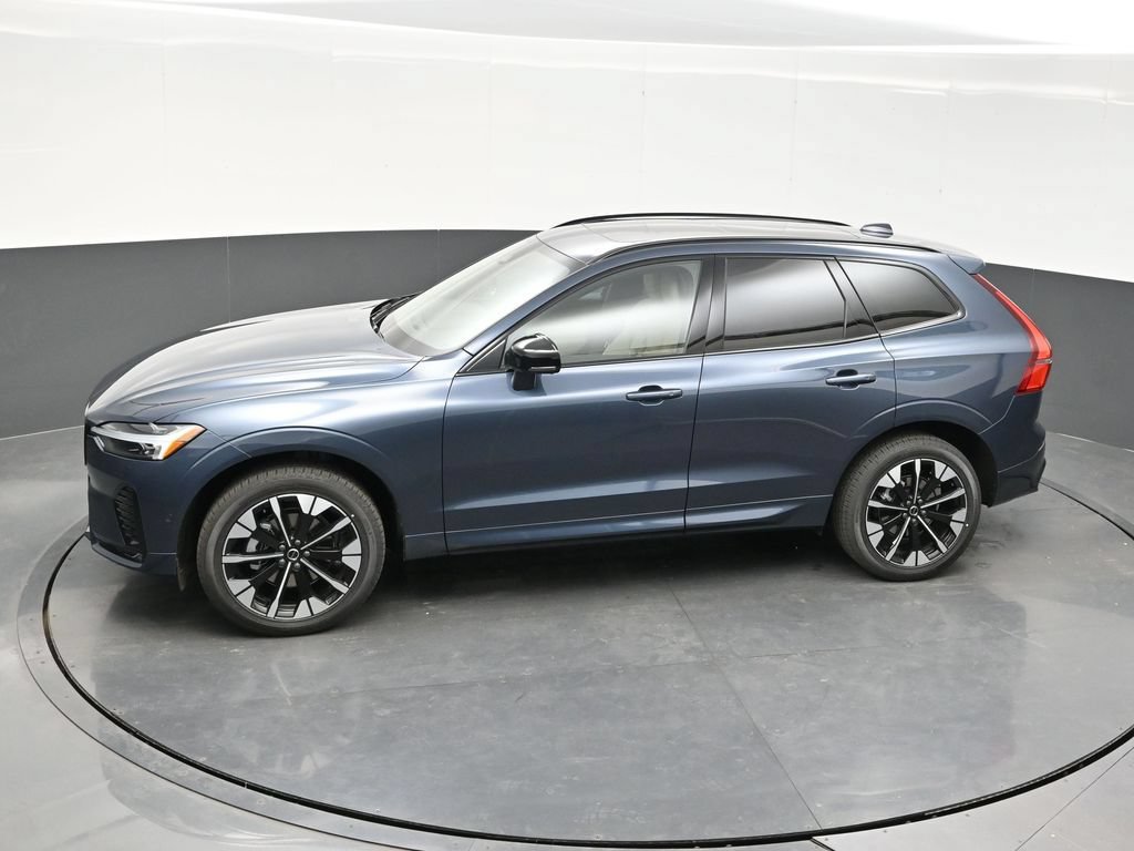 New 2026 Volvo XC60 B5 Plus w/ Climate Package AWD/4WD image 42
