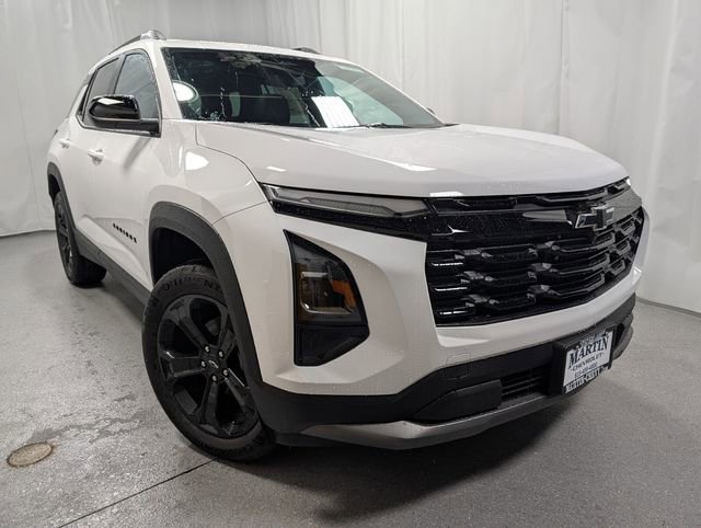 New 2026 Chevrolet Equinox LT w/ Convenience Package II image 2