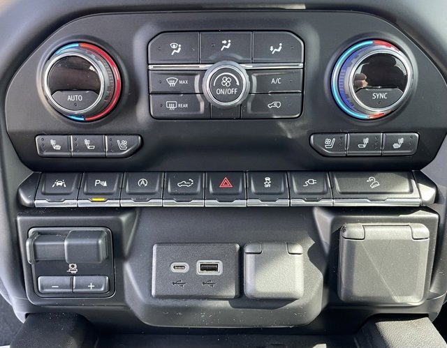 Certified 2021 Chevrolet Silverado 1500 High Country w/ Safety Package II image 5