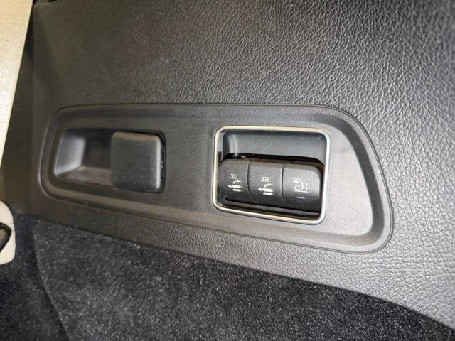 Used 2022 Mercedes-Benz GLS 450 4MATIC image 43