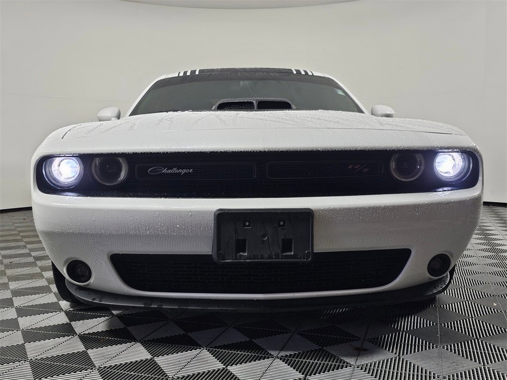 Used 2015 Dodge Challenger R/T Plus image 2