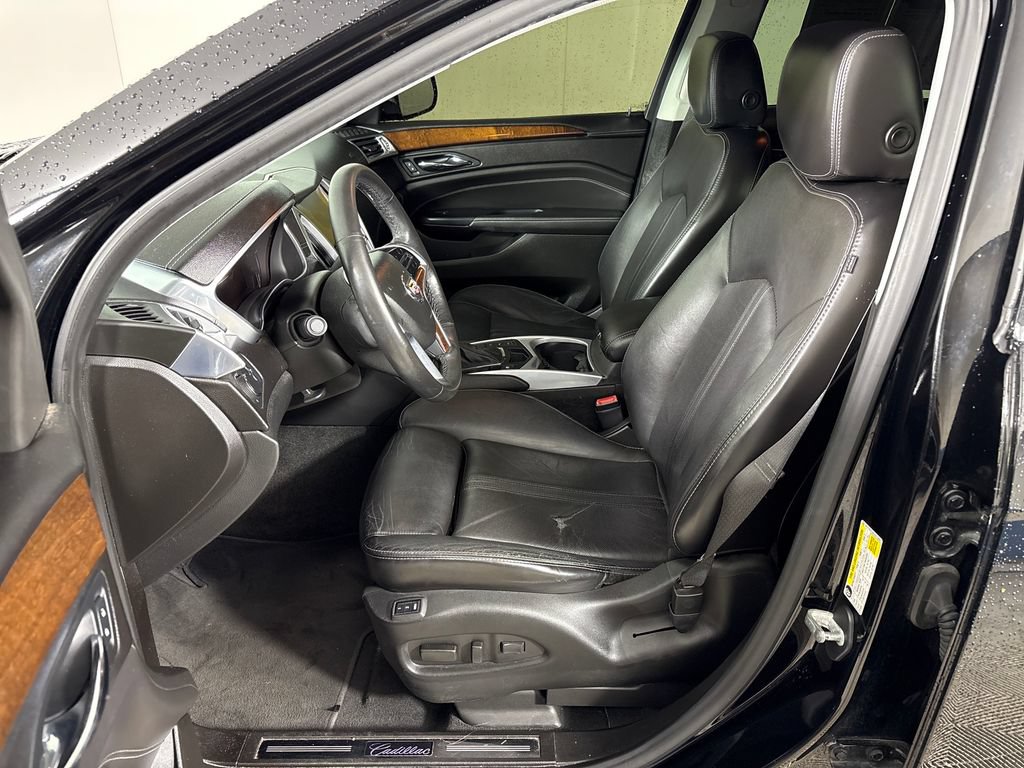 Used 2013 Cadillac SRX Luxury w/ Driver Awareness Package FWD image 25
