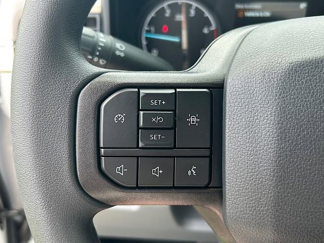 New 2025 Ford F550 4x4 Regular Cab Super Duty image 16