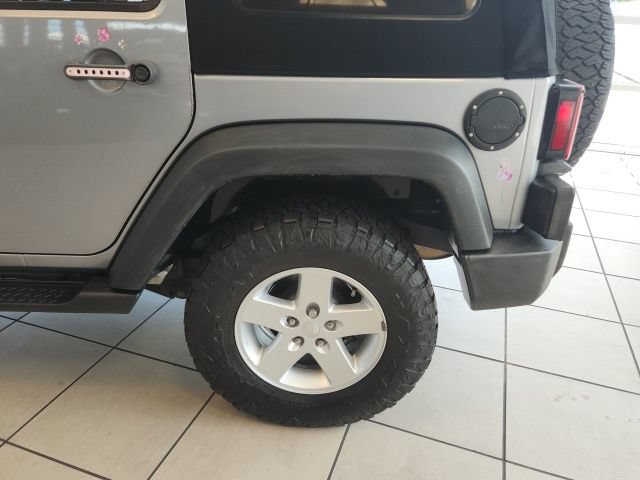 Certified 2018 Jeep Wrangler Unlimited Sport S AWD/4WD image 9