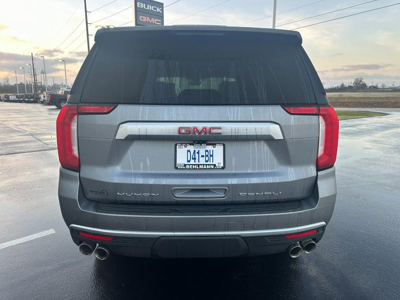 Used 2022 GMC Yukon Denali w/ Denali Premium Package image 5