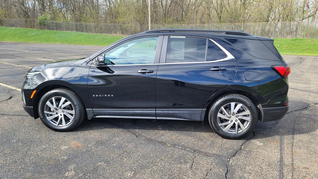 Used 2024 Chevrolet Equinox LT w/ LPO, Floor Liner Package image 7