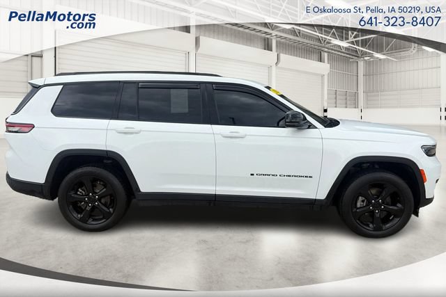 Used 2023 Jeep Grand Cherokee L Laredo AWD/4WD image 2