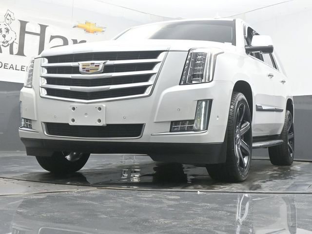 Used 2017 Cadillac Escalade Premium Luxury image 4
