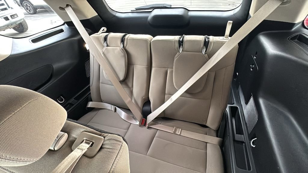 Certified 2023 Ford Explorer XLT image 24