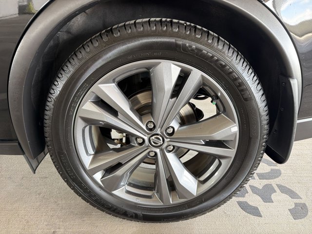Used 2020 Nissan Murano Platinum w/ Cargo Package FWD image 24