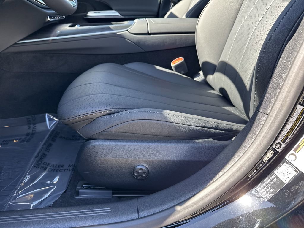 New 2026 Mercedes-Benz E 350 4MATIC Sedan image 18