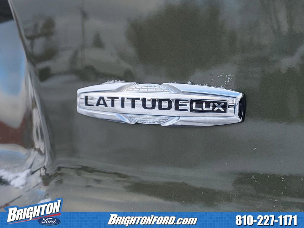 Used 2021 Jeep Cherokee Latitude Lux w/ Comfort/Convenience Group image 5