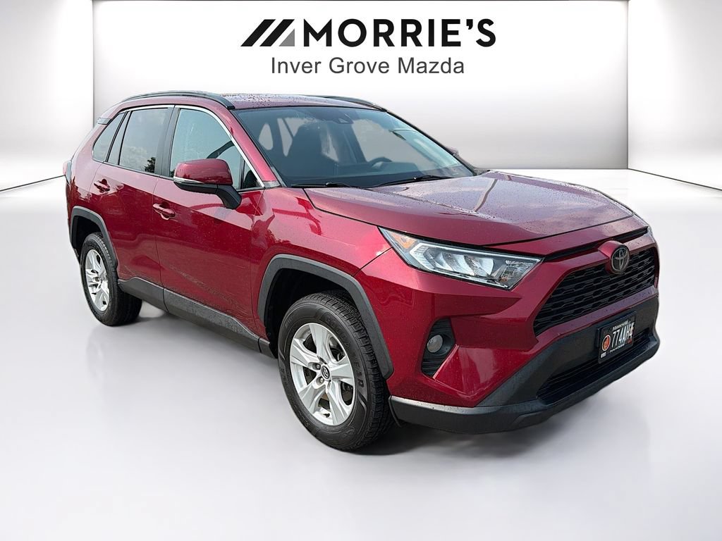 Used 2021 Toyota RAV4 XLE w/ XLE Grade Weather Package AWD/4WD image 3
