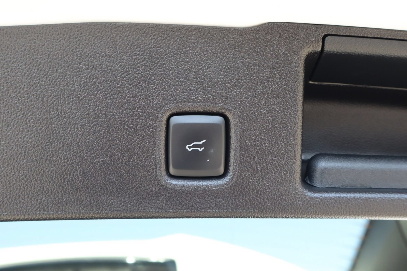 Used 2025 Ford Escape ST-Line w/ Equipment Group 301A FWD image 39