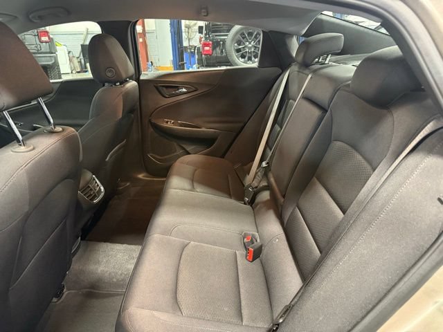 Used 2025 Chevrolet Malibu LT FWD image 29
