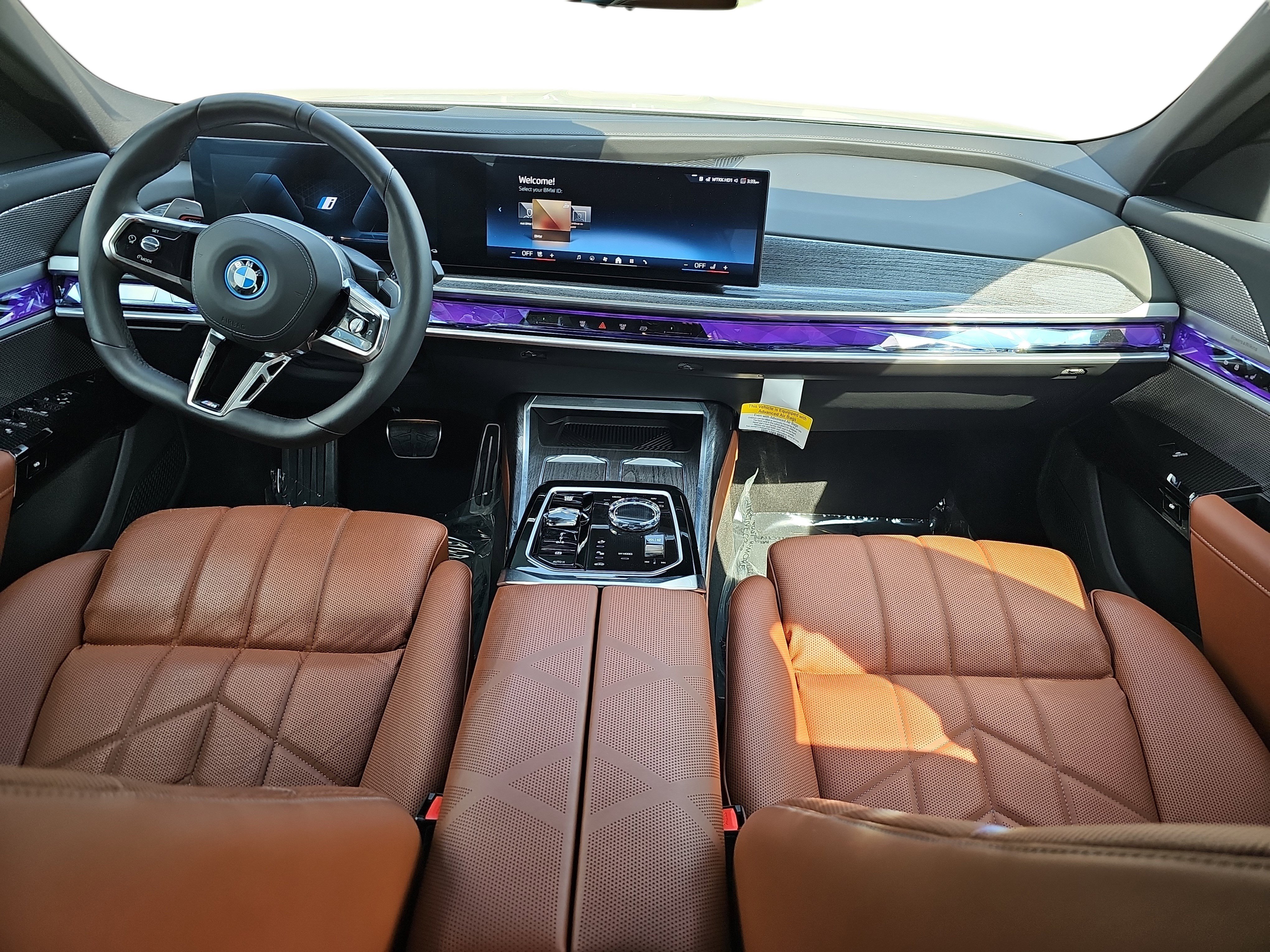 Certified 2025 BMW 750e xDrive image 10