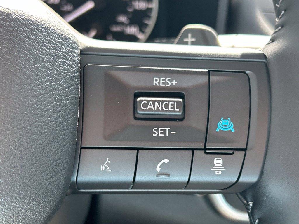 Used 2026 Nissan Rogue SV FWD image 27