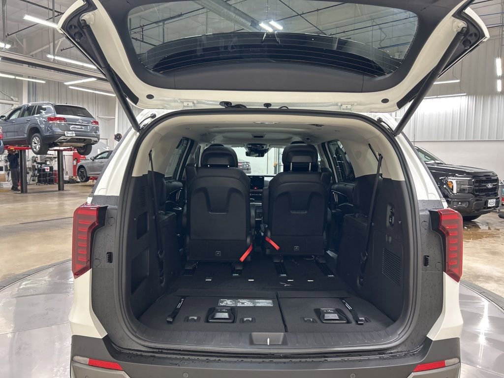 New 2026 Kia Carnival SX Prestige FWD image 37
